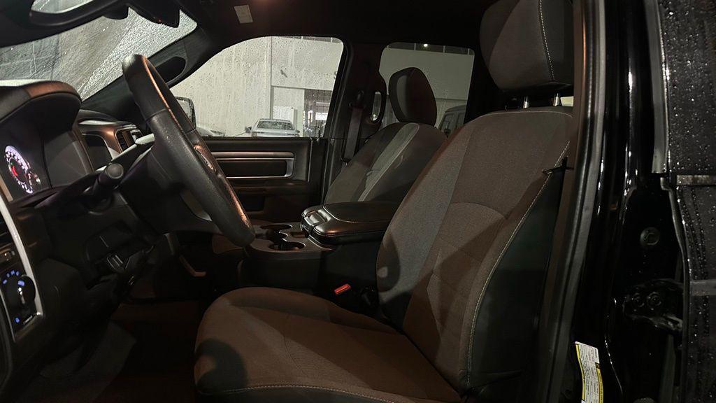 used 2022 Ram 1500 Classic car, priced at $27,000