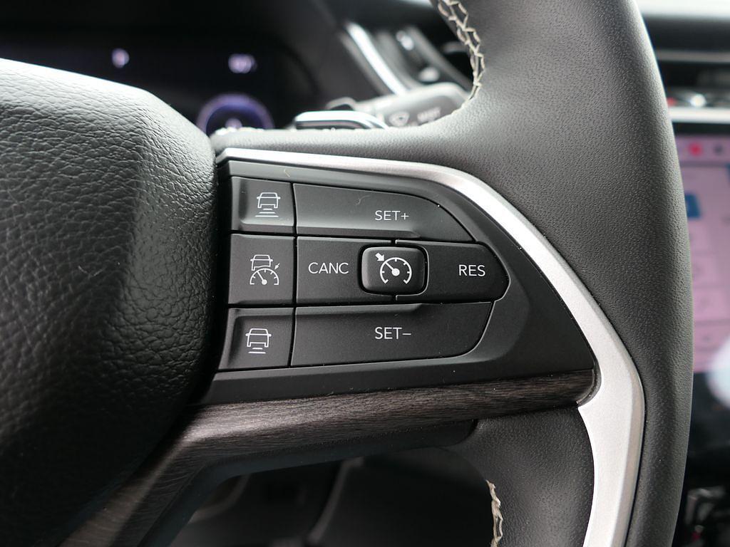 used 2023 Jeep Grand Cherokee car, priced at $29,000