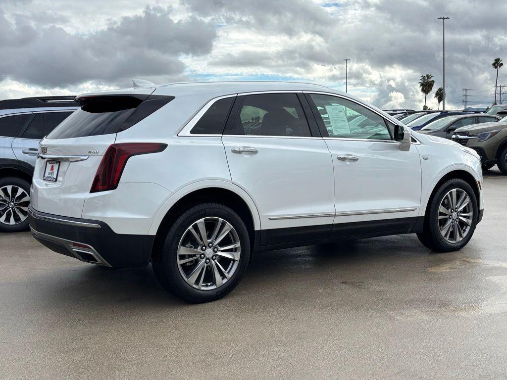 used 2025 Cadillac XT5 car, priced at $41,500