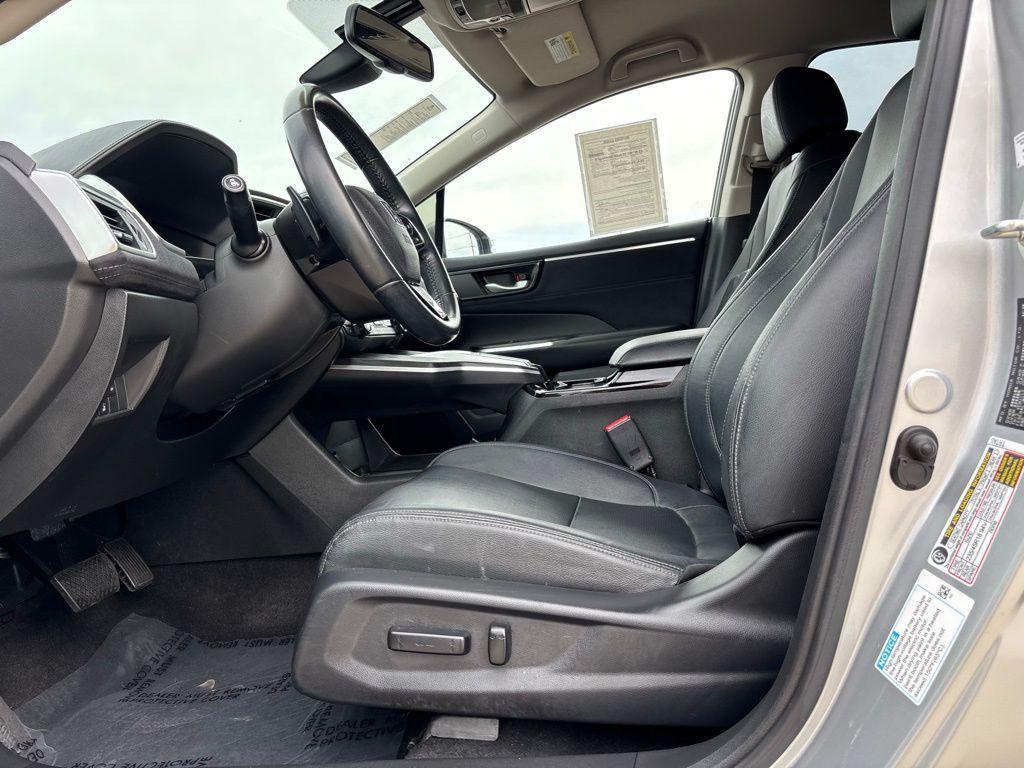 used 2019 Honda Clarity Plug-In Hybrid car, priced at $20,000