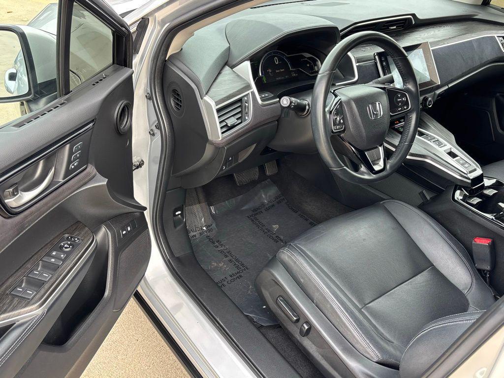 used 2019 Honda Clarity Plug-In Hybrid car, priced at $20,000