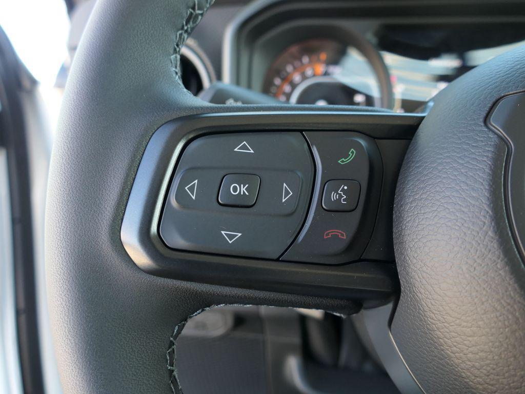 new 2026 Jeep Gladiator car, priced at $56,002