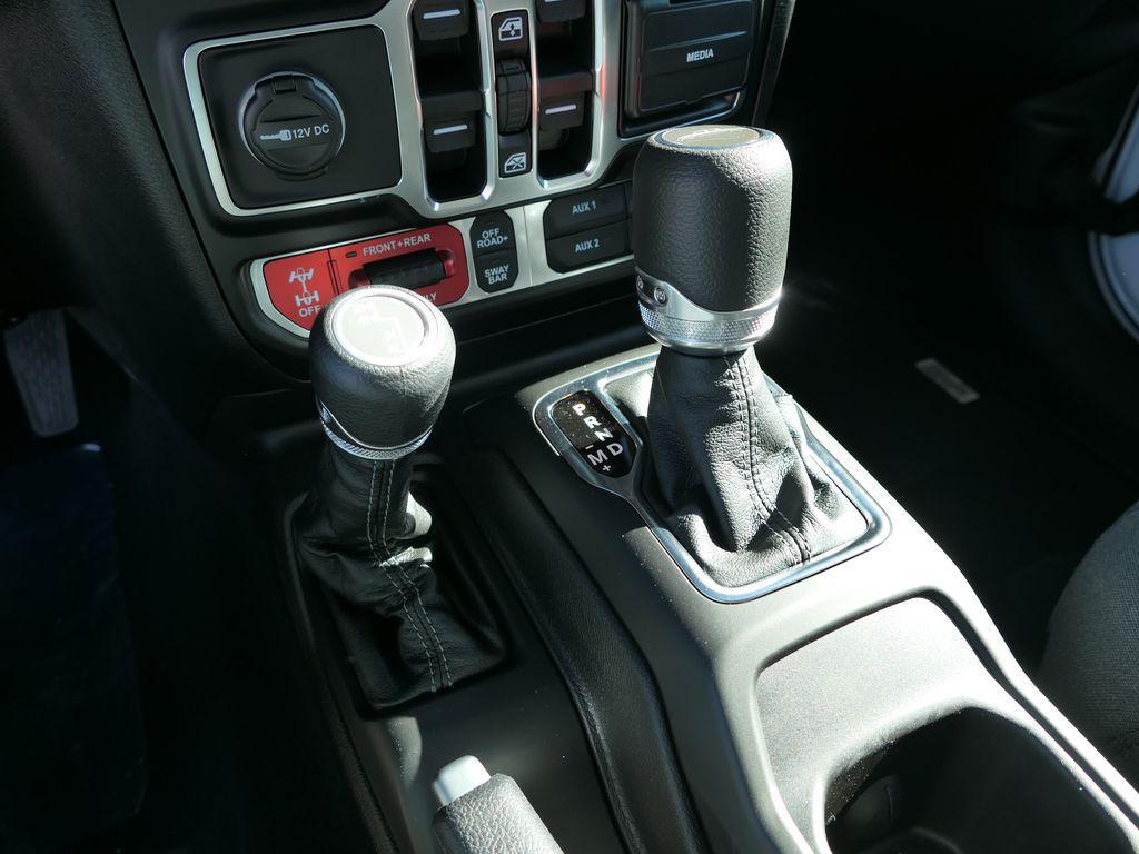 new 2026 Jeep Gladiator car, priced at $56,002