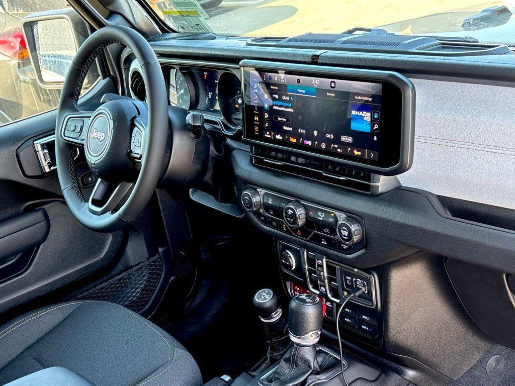 new 2026 Jeep Wrangler car, priced at $46,289