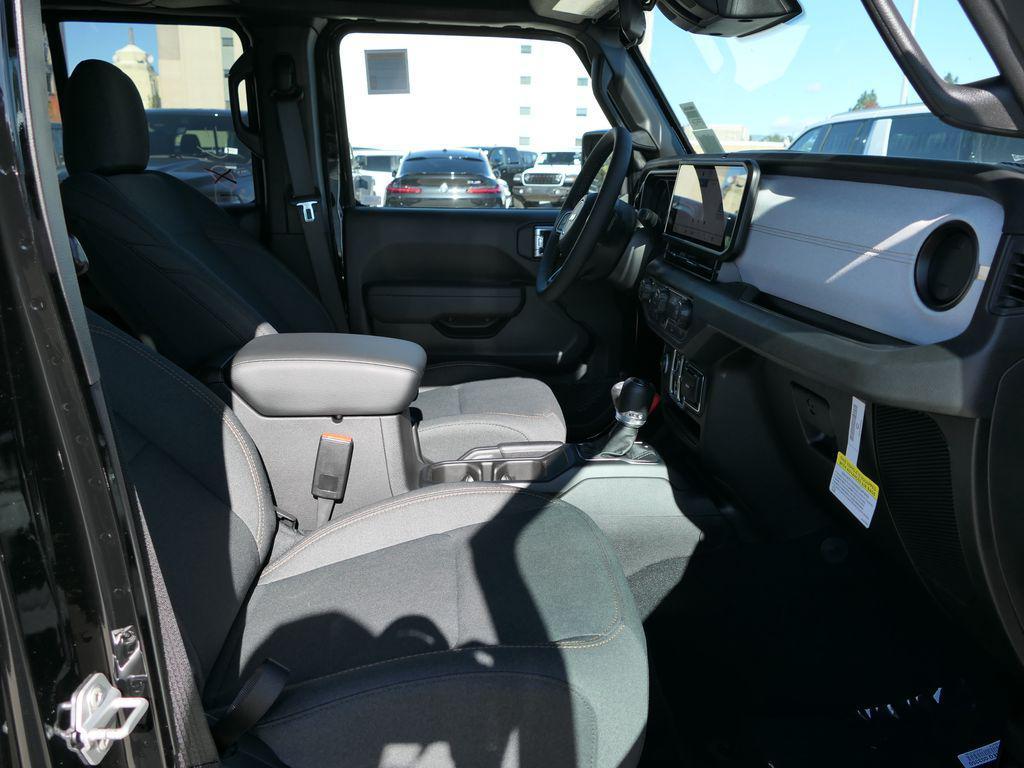 new 2026 Jeep Wrangler car, priced at $44,237