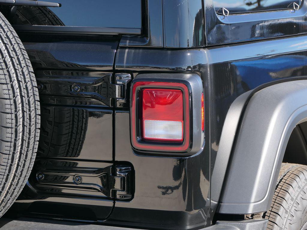 new 2026 Jeep Wrangler car, priced at $44,237
