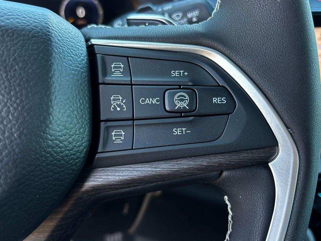 new 2026 Jeep Grand Cherokee car, priced at $48,265