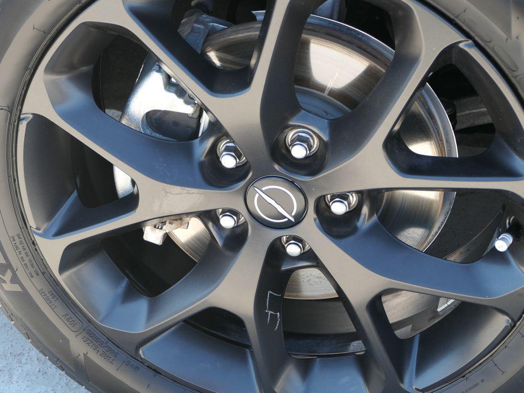 used 2025 Chrysler Pacifica car, priced at $32,750