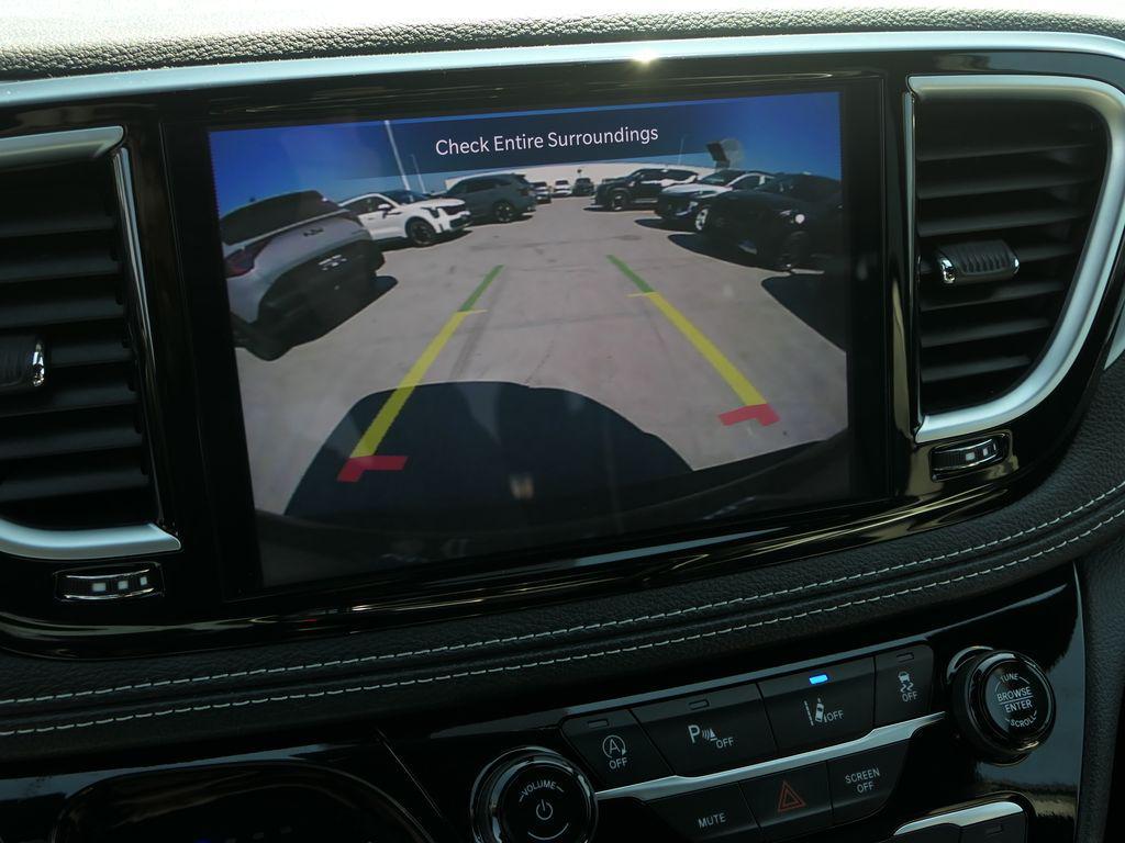used 2025 Chrysler Pacifica car, priced at $32,750