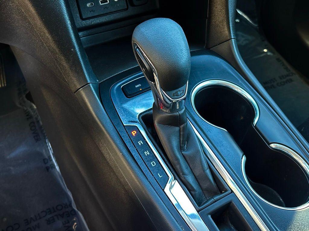 used 2024 Chevrolet Equinox car, priced at $20,500