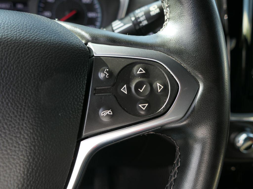 used 2023 Chevrolet Traverse car, priced at $25,000