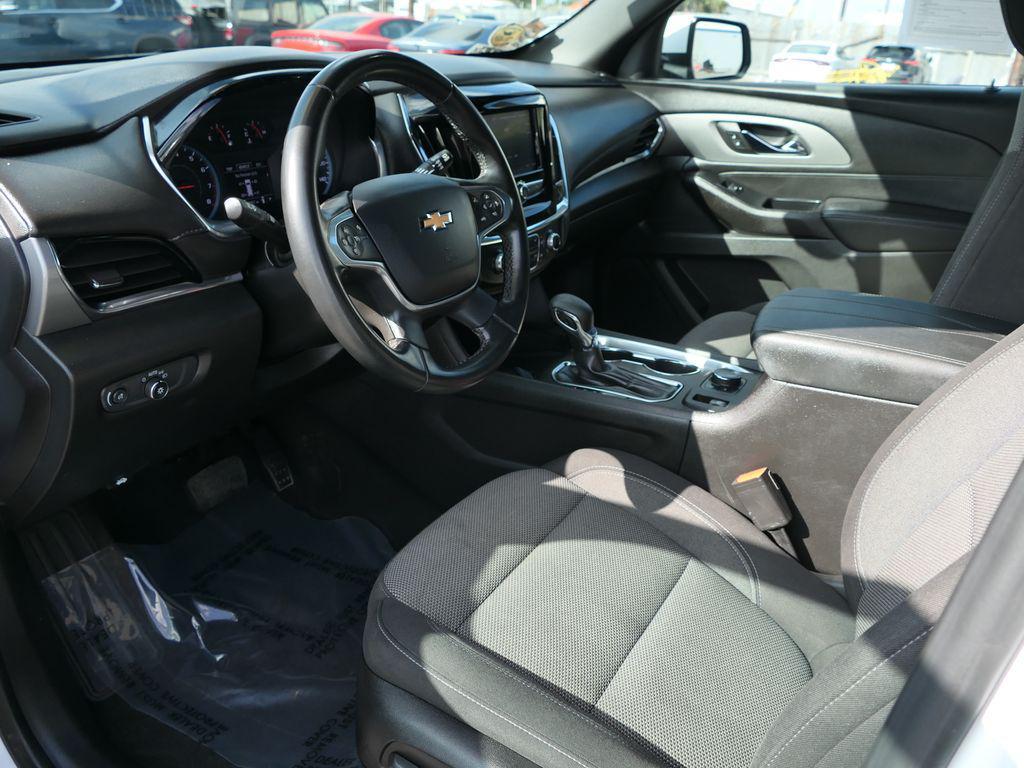 used 2023 Chevrolet Traverse car, priced at $25,000