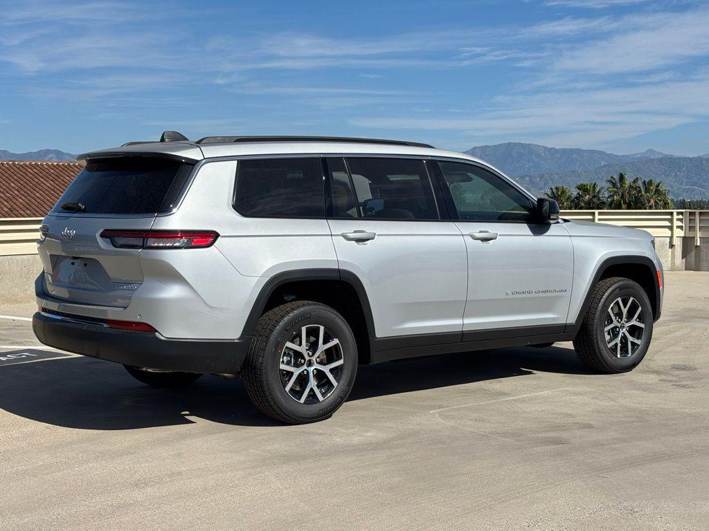 new 2025 Jeep Grand Cherokee L car, priced at $41,601