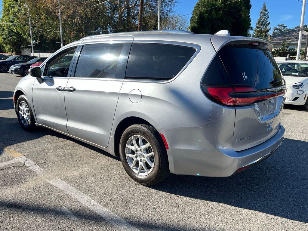 used 2021 Chrysler Pacifica car, priced at $27,000