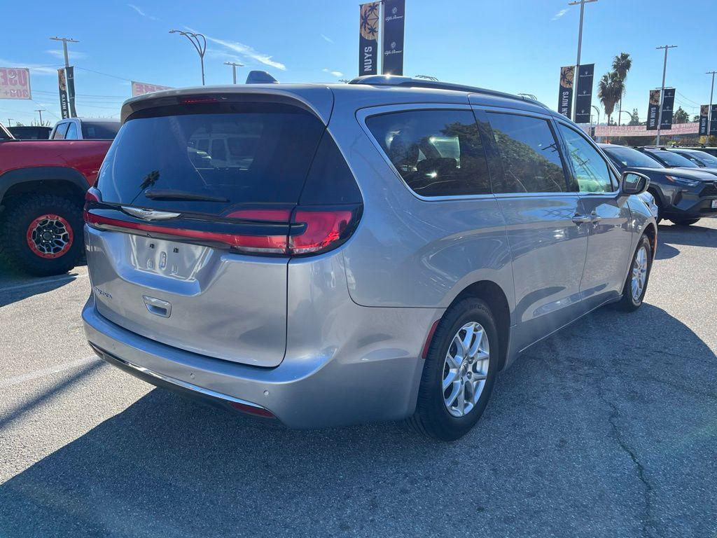 used 2021 Chrysler Pacifica car, priced at $27,000
