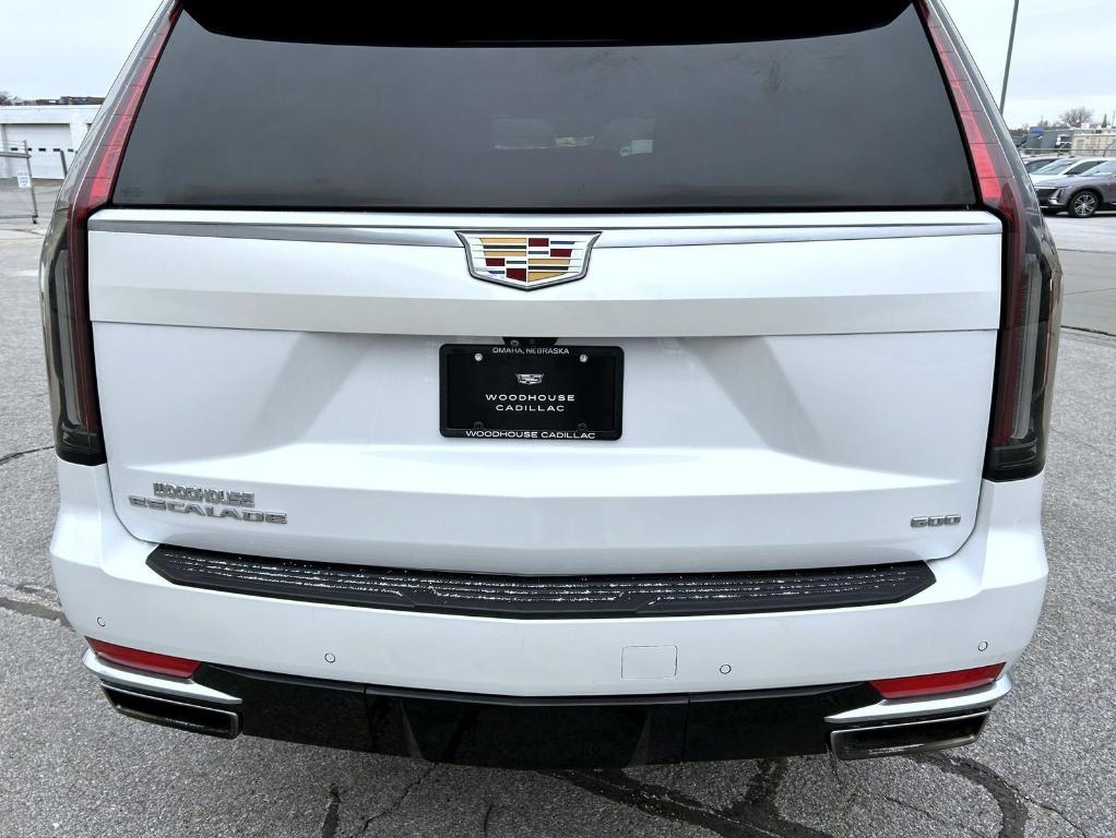 used 2021 Cadillac Escalade car, priced at $52,880