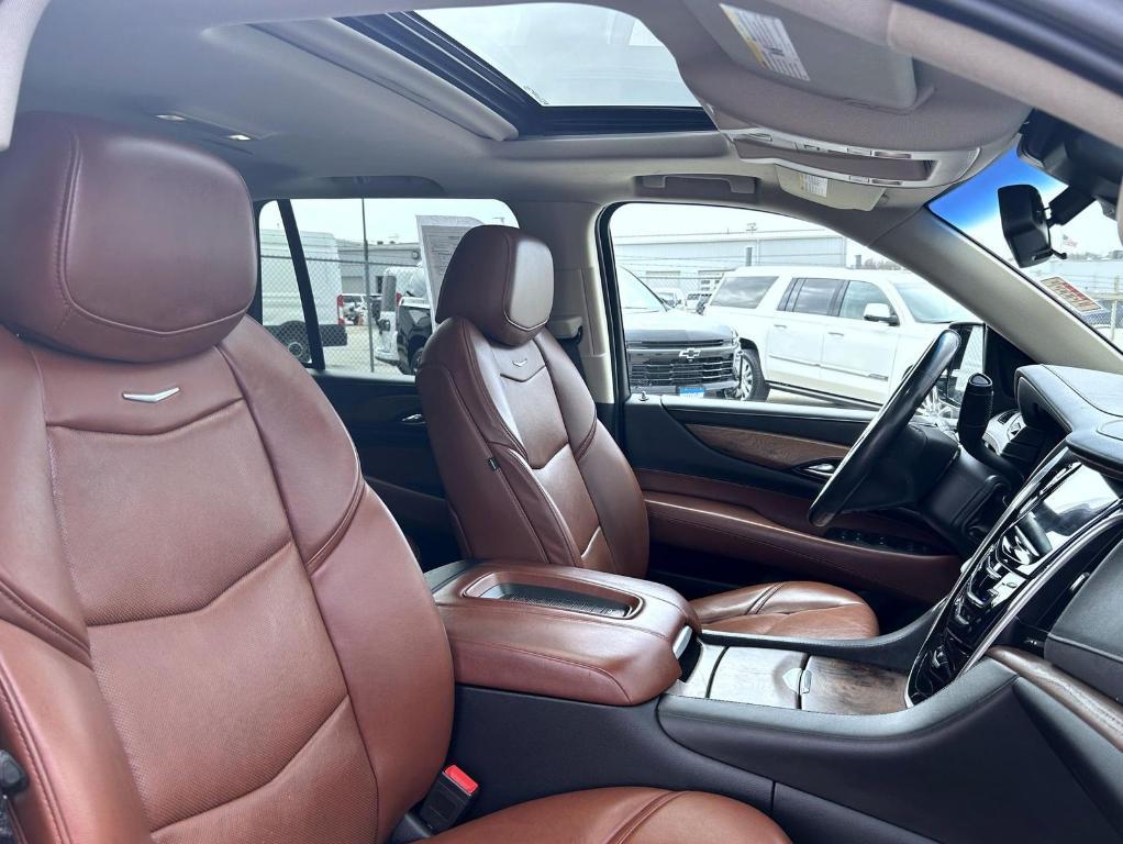 used 2020 Cadillac Escalade car, priced at $41,880