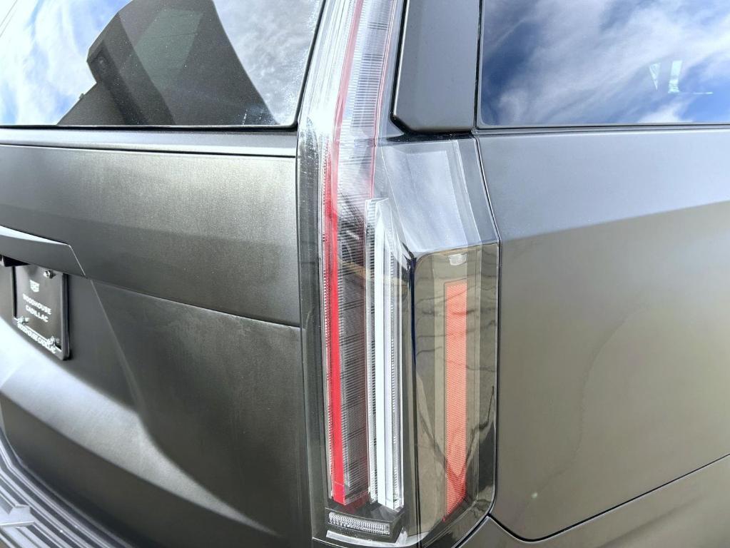 used 2025 Cadillac Escalade ESV car, priced at $110,330