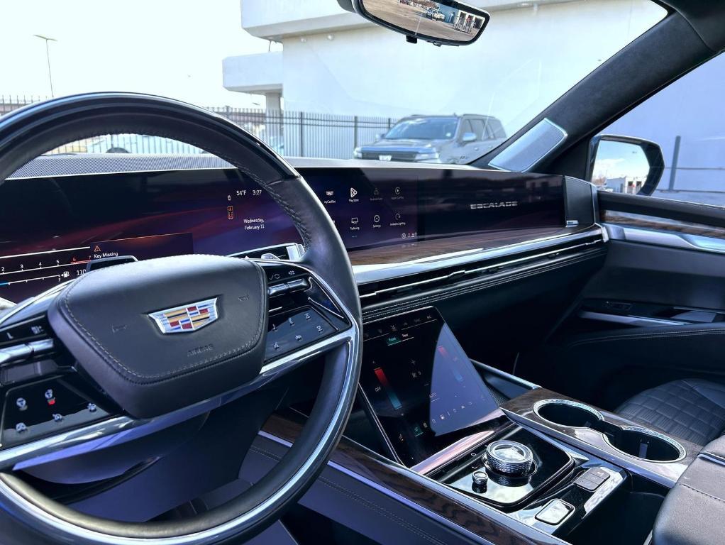 used 2025 Cadillac Escalade ESV car, priced at $115,990