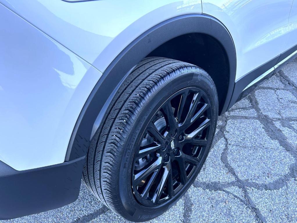 used 2023 Cadillac XT4 car, priced at $28,550