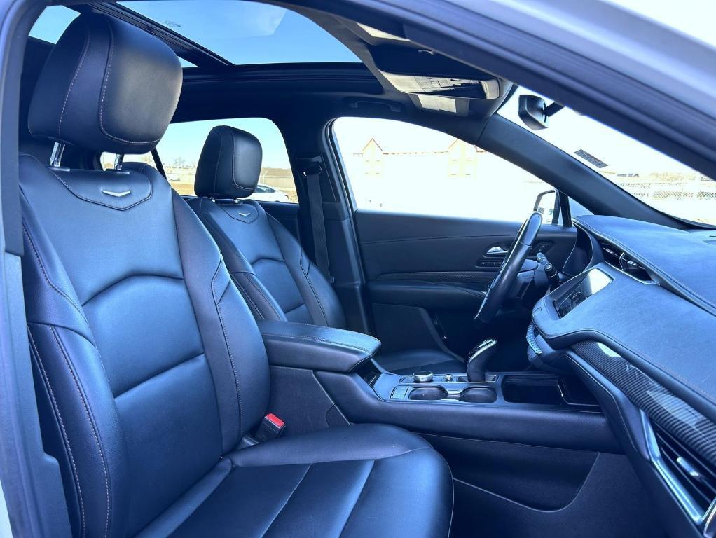 used 2023 Cadillac XT4 car, priced at $28,550