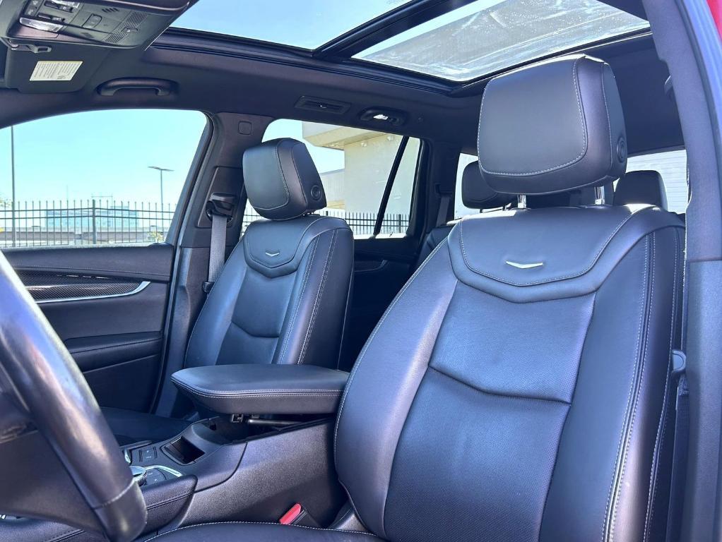 used 2023 Cadillac XT6 car, priced at $38,220
