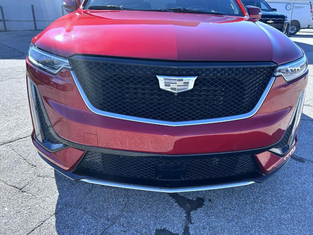 used 2023 Cadillac XT6 car, priced at $38,220