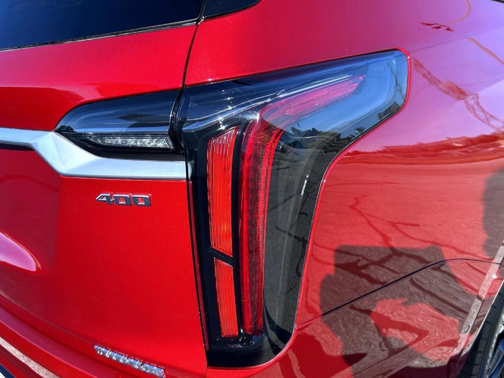 used 2023 Cadillac XT6 car, priced at $38,220