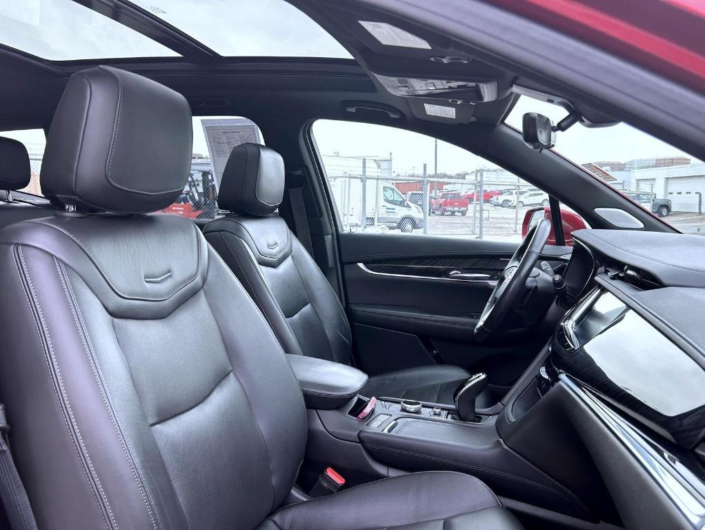 used 2020 Cadillac XT6 car, priced at $22,880