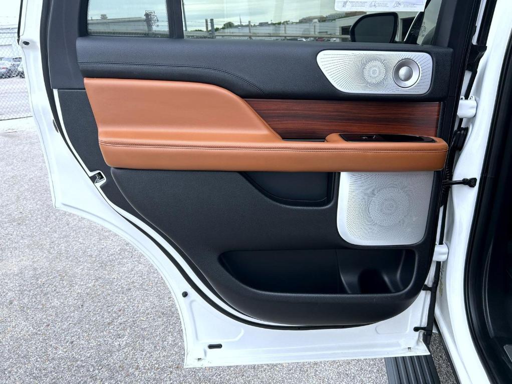 used 2020 Lincoln Navigator car, priced at $41,069