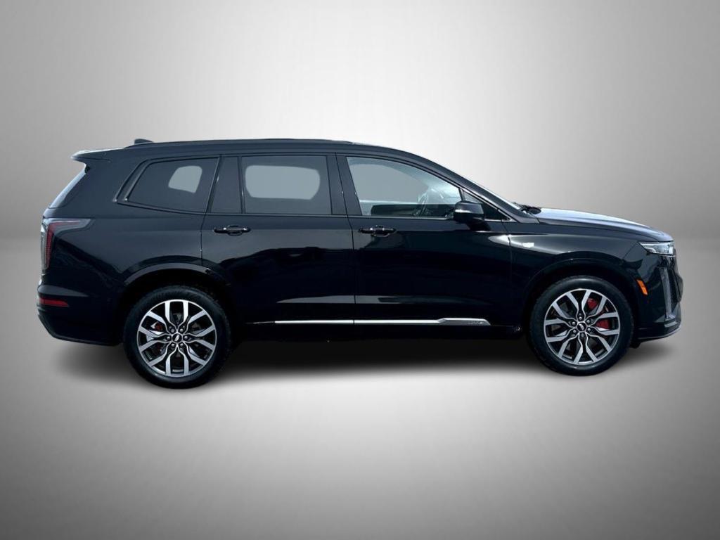 used 2022 Cadillac XT6 car, priced at $32,550