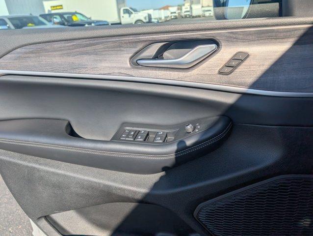 used 2024 Jeep Grand Cherokee car, priced at $33,985