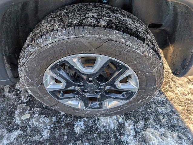 used 2015 Jeep Grand Cherokee car, priced at $15,936