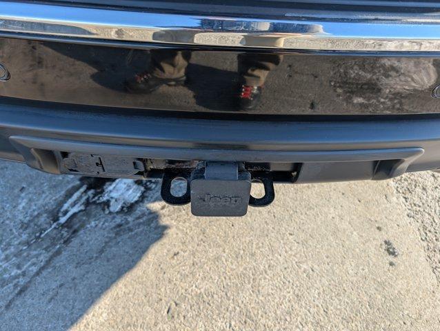 used 2018 Jeep Grand Cherokee car, priced at $15,495