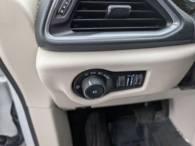 used 2021 Chrysler Pacifica car, priced at $27,995