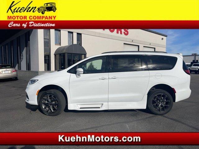 used 2022 Chrysler Pacifica car, priced at $54,995