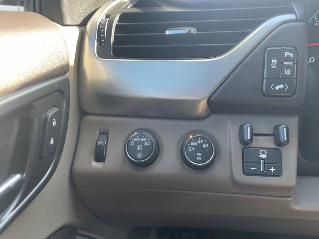 used 2015 Chevrolet Suburban car, priced at $6,995