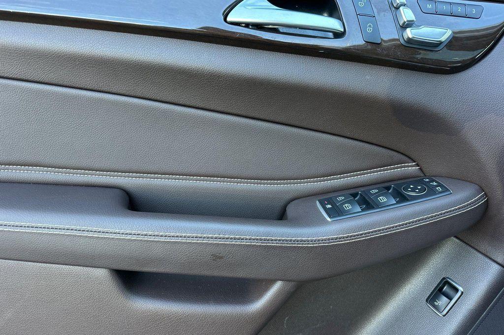 used 2017 Mercedes-Benz GLE 350 car, priced at $17,115