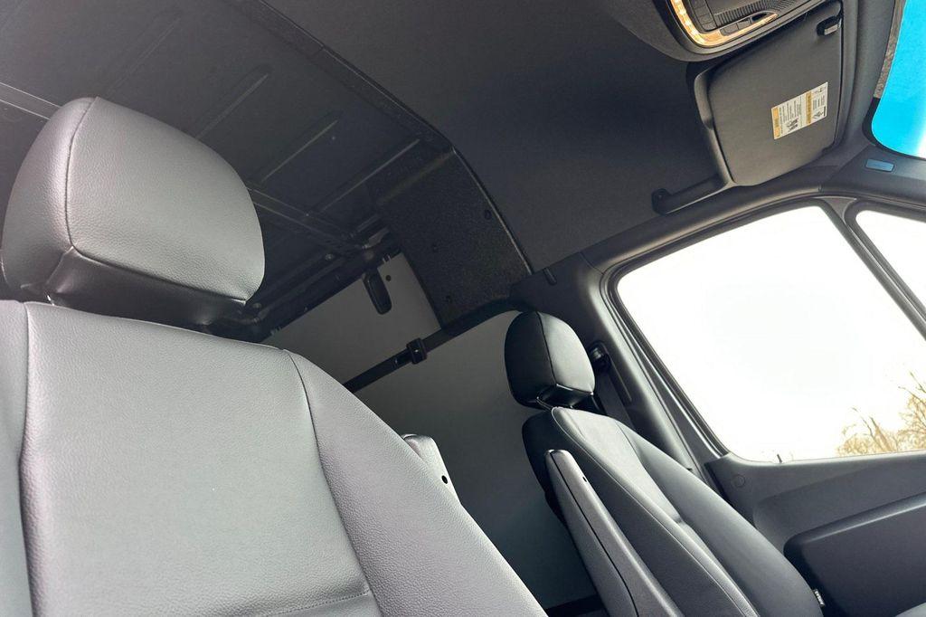 new 2025 Mercedes-Benz Sprinter 2500 car, priced at $80,786