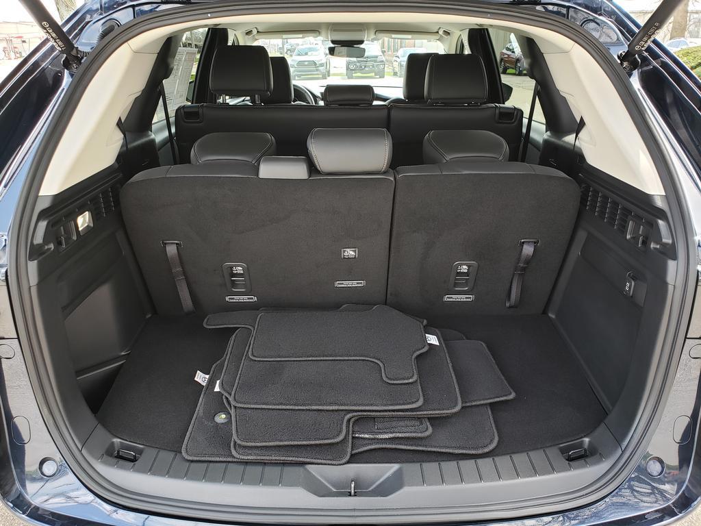 used 2025 Mazda CX-90 car, priced at $33,495