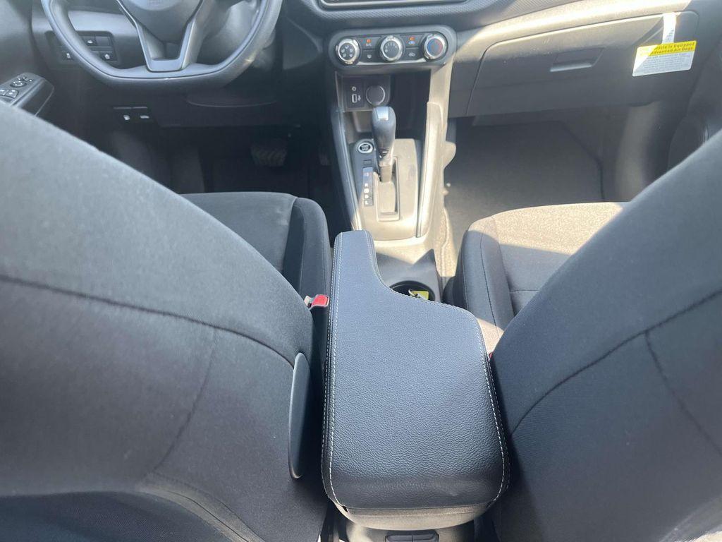 new 2025 Nissan Kicks car, priced at $23,349