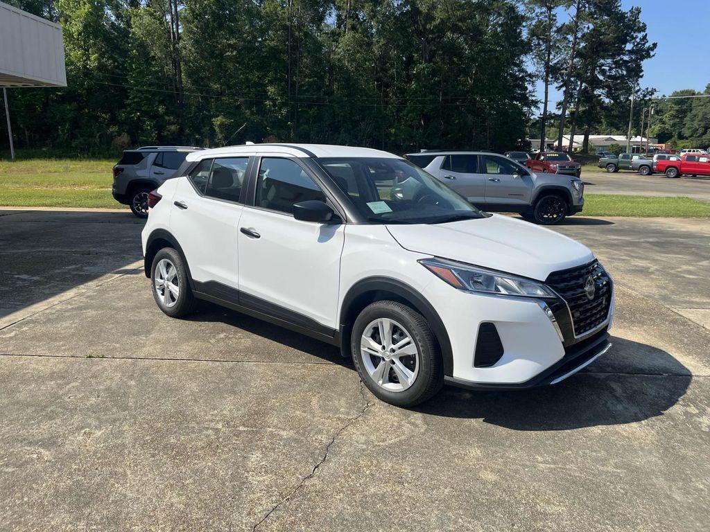 new 2025 Nissan Kicks car, priced at $23,349