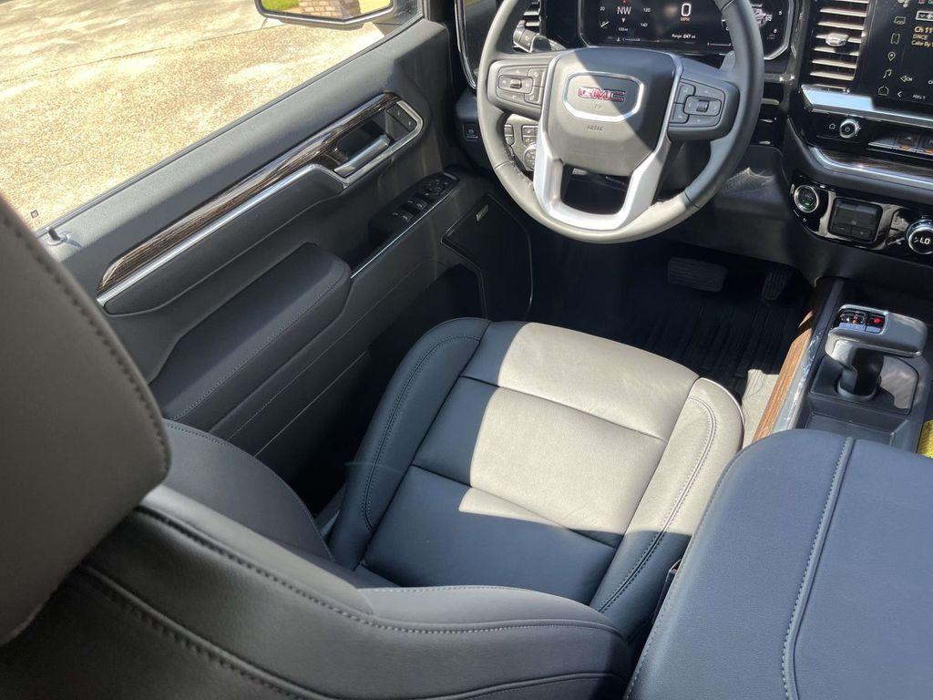 new 2026 GMC Sierra 1500 car, priced at $67,300