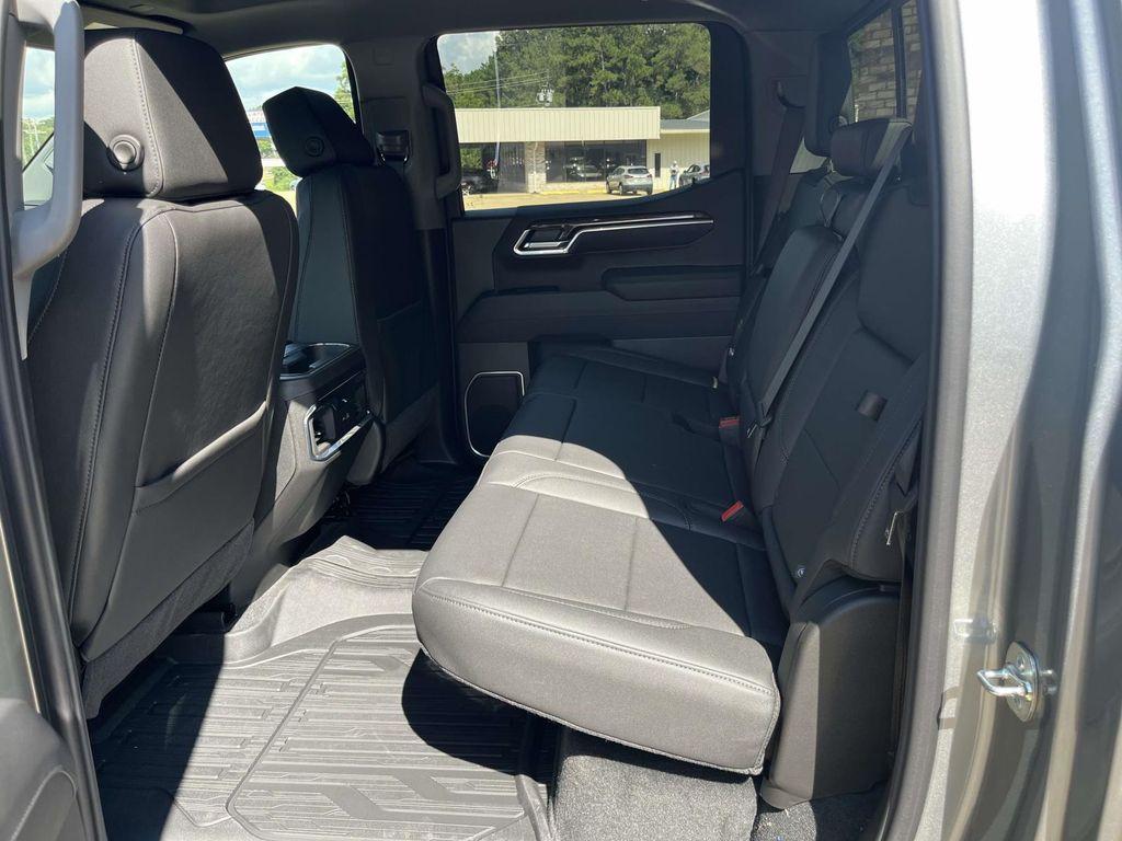 new 2026 GMC Sierra 1500 car, priced at $67,300