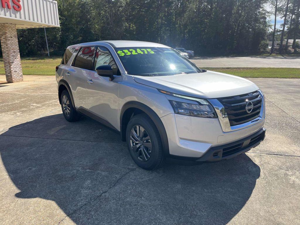 new 2025 Nissan Pathfinder car, priced at $37,475