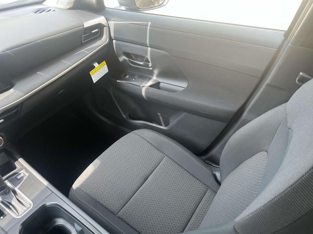 new 2025 Nissan Kicks car, priced at $23,349