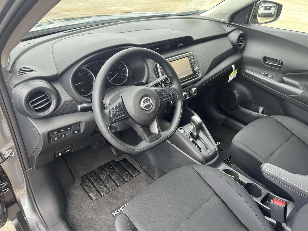 new 2025 Nissan Kicks car, priced at $22,464