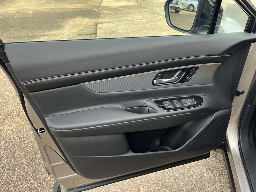 new 2025 Nissan Murano car, priced at $47,215