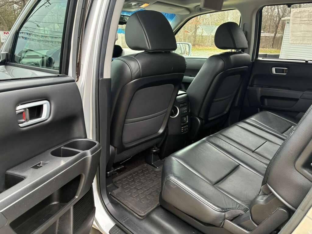 used 2012 Honda Pilot car, priced at $6,995