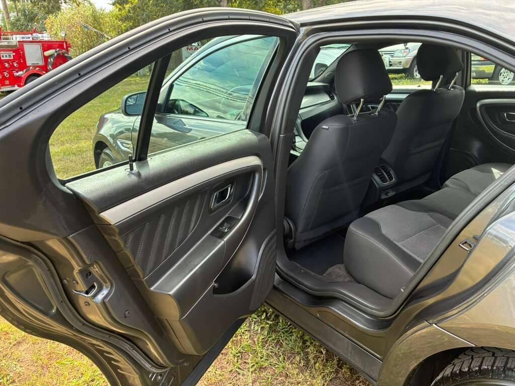 used 2015 Ford Taurus car, priced at $7,495